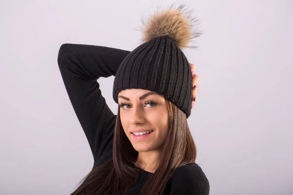 Attraktiv Ung Kvinna Vinter Mode Skott — Stockfoto