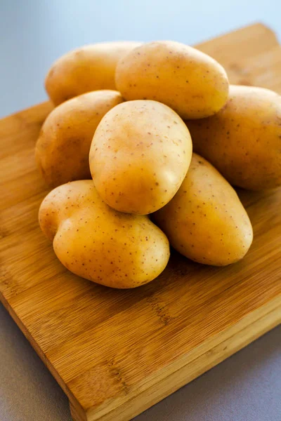 Close Potatoes Kitchen Table — Stock Photo, Image
