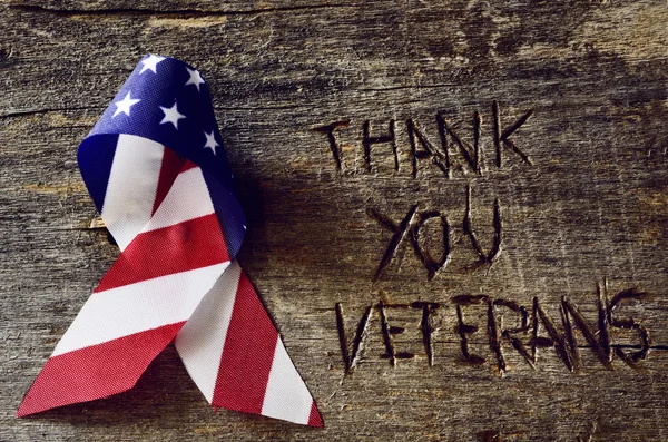 Text thank you veterans and the flag of the US — Stock Photo, Image