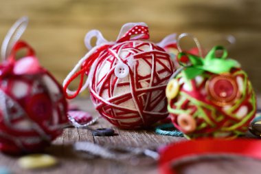 el yapımı Noel topları
