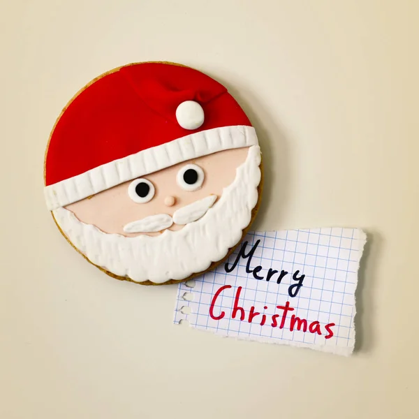 Weihnachtsmann und Text frohe Weihnachten — Stockfoto