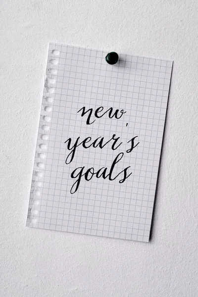 Tekst nieuwe jaar doelen in een notitie — Stockfoto