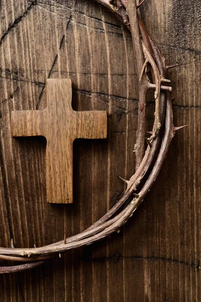 Cross and crown of thorns of Jesus Christ — Stock Photo, Image