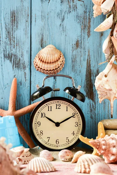 Reloj y animales marinos — Foto de Stock