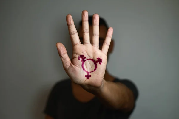 Transgender-Symbol in der Handfläche — Stockfoto