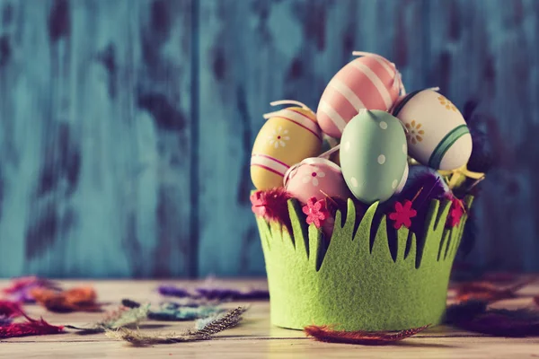 Decorated easter eggs of different colors — Stock Photo, Image