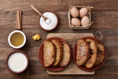 torrijas, tipik İspanyol tatlı için Oruç ve Paskalya