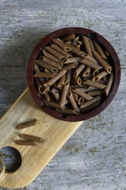 pişmemiş buğday penne rigate