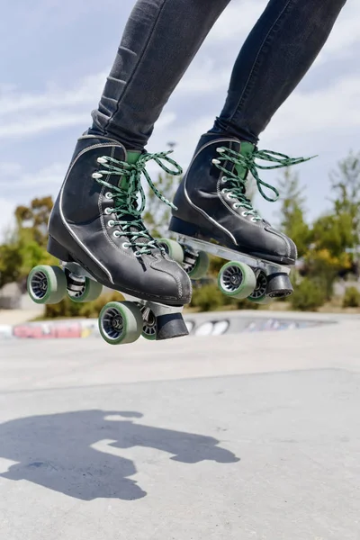 Young man roller skating — Stock Photo, Image