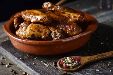 Barbekü tavuk kanadı