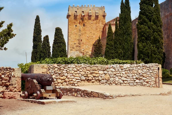 Ärkebiskoparna Tower och väggarna i Tarragona, Spanien — Stockfoto