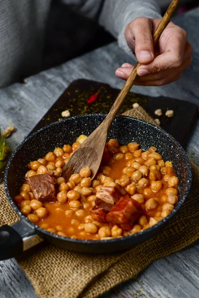 Spanish cocido madrileno, stew typical of madrid — Stock Photo, Image