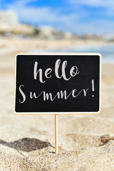 Signboard with the word summer on the beach — Stock Photo, Image