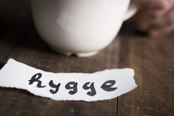 Hygge, palabra danesa para mayor comodidad o disfrute — Foto de Stock