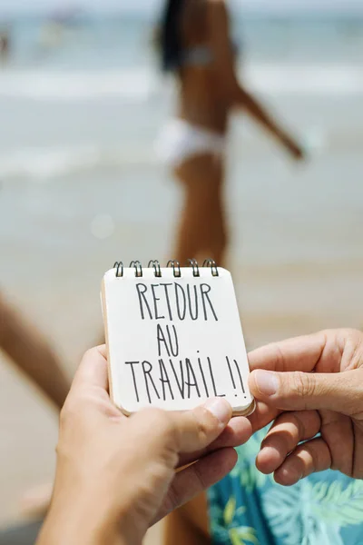 Tekst retour au travail, weer aan het werk Frans — Stockfoto