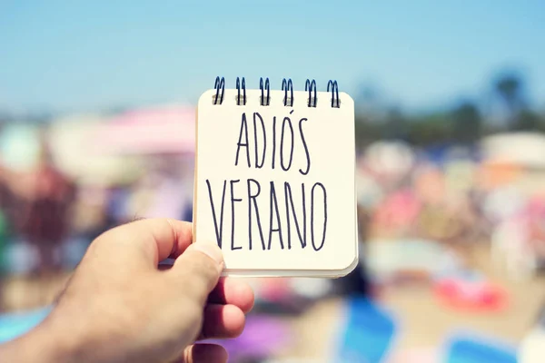 Texto adios verano, adeus verão em espanhol — Fotografia de Stock