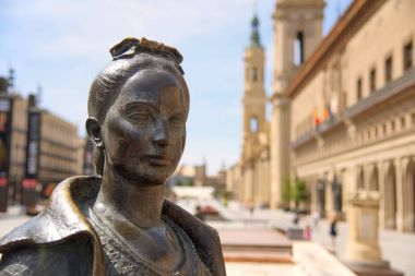 İspanya, Zaragoza 'daki Plaza del Pilar Meydanı