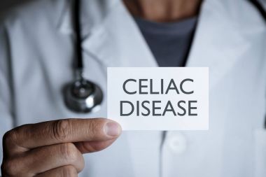 Doktor ve metin çölyak hastalığı olan tabela