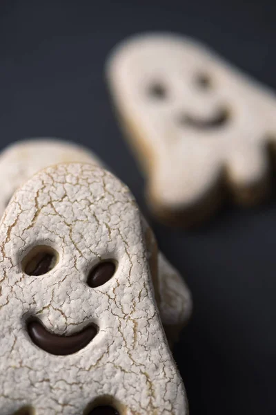 幽霊の形をしたクッキー — ストック写真