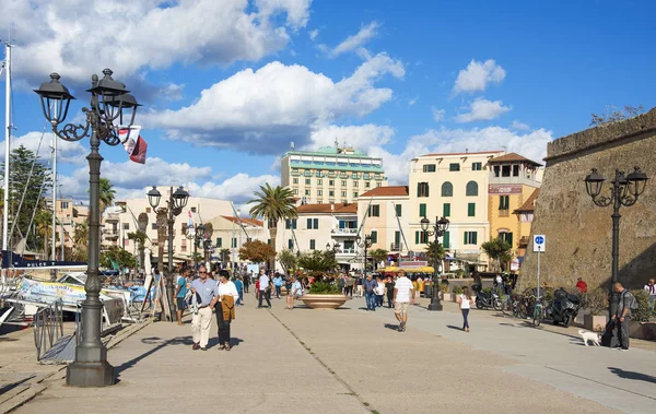 Puerto de Alghero, Cerdeña, Italia —  Fotos de Stock