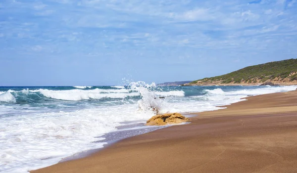 Пляж Spiaggia di Piscinas на Сардинии, Италия — стоковое фото