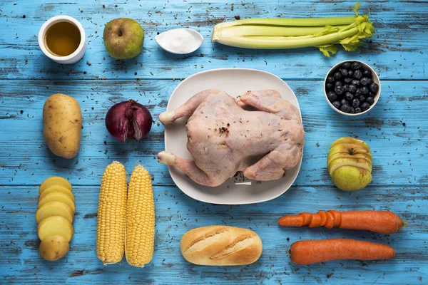 Ingredientes para preparar um peru recheado — Fotografia de Stock