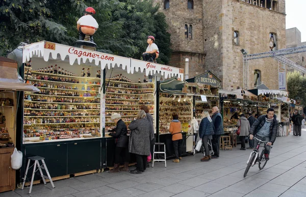 Mercado de Navidad de Santa Llucia en Barcelona, España — Foto de Stock