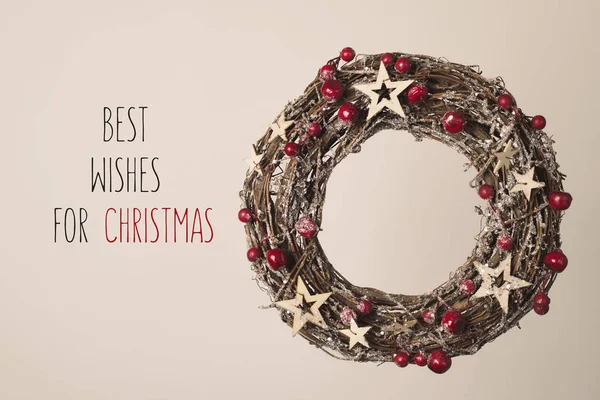 Wieniec i tekst najlepsze życzenia na Boże Narodzenie — Zdjęcie stockowe