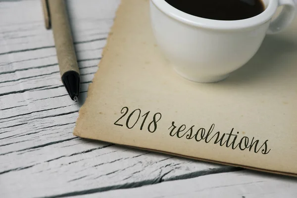 Texto resoluciones de 2018 en una nota — Foto de Stock