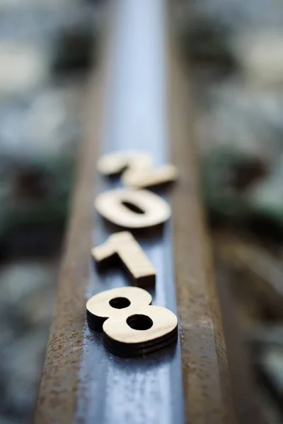 Αριθμός 2018, καθώς το νέο έτος, επί της σιδηροδρομικής γραμμής — Φωτογραφία Αρχείου