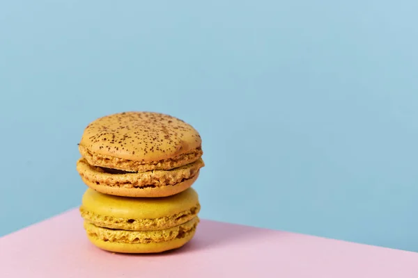 Macarons farklı tatlar — Stok fotoğraf