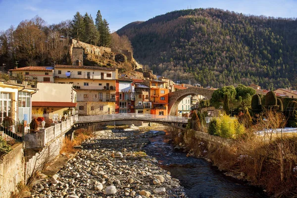 Ein blick auf camprodon, katalonien, spanien — Stockfoto