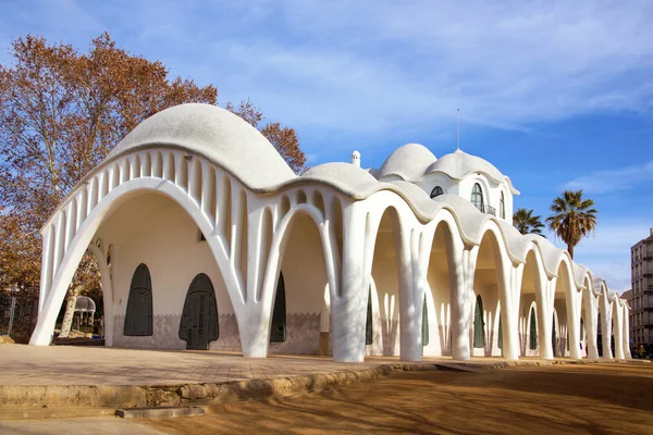 Modernistisk byggnad Masia Freixa i Terrassa, Spanien — Stockfoto