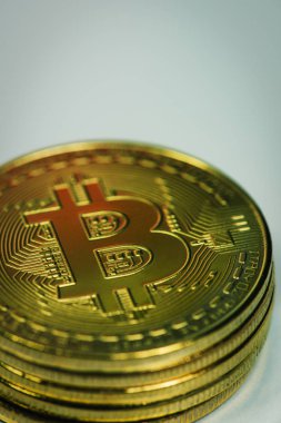 bitcoins yığını