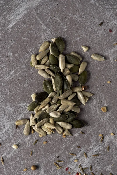 Roasted sunflower and pumpkin seeds — Stock Photo, Image