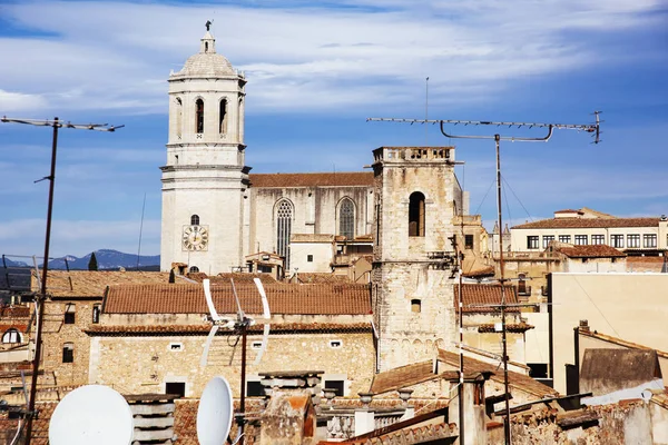 西班牙赫罗纳古城的鸟瞰图 — 图库照片