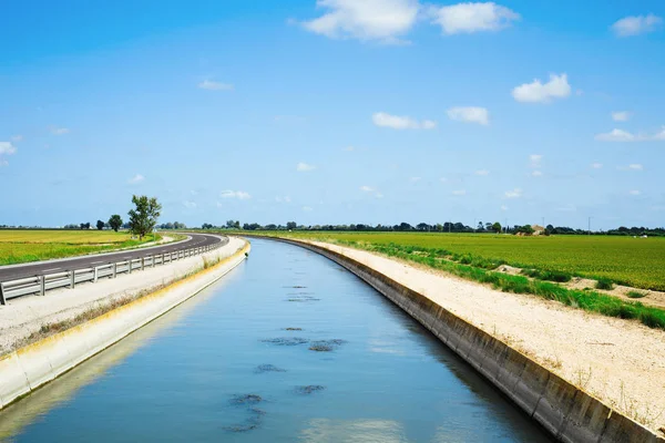 Water channel in the Ebro Delta, Catalonia, Spain — Stock Photo, Image