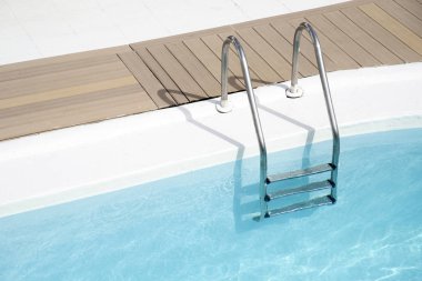 Yalnız Yüzme Havuzu