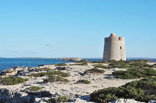 Spai Ibiza岛的Torre de Ses Portes塔 — 图库照片