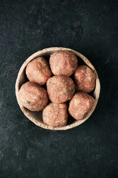 Raw homemade meatballs — 스톡 사진