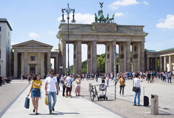 Brandenburg Gate in Berlin, German — Stock Photo, Image