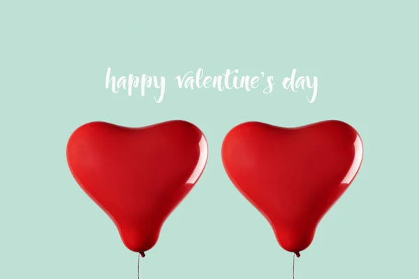 Balony w kształcie serca i tekst szczęśliwy valentine da — Zdjęcie stockowe