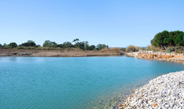 Estany tó itt: Alcossebre, Spanyolország — Stock Fotó