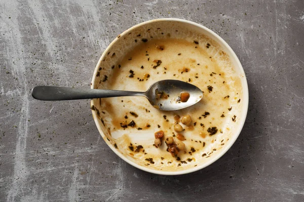 Restos de um guisado vegetariano de grão de bico — Fotografia de Stock