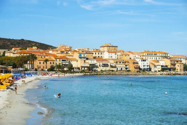 Ile Rousse Francia Septiembre 2018 Gente Disfrutando Playa Principal Ile — Foto de Stock