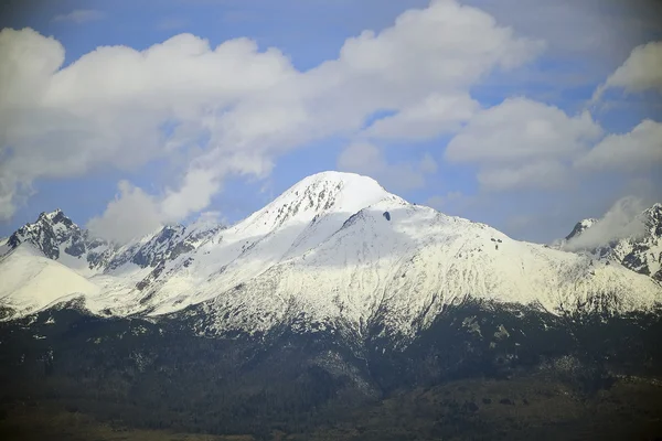 Tatra bergen met wolken — Stockfoto