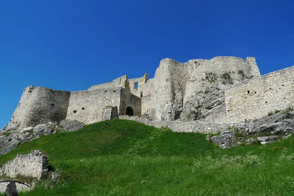 Slottet i Slovakien — Stockfoto