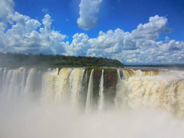 iguazu Arjantin 'e düştü