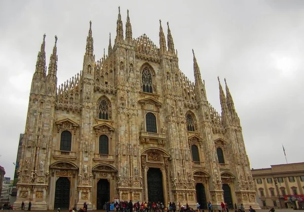 Fachada de Catedral, Milán — Foto de Stock