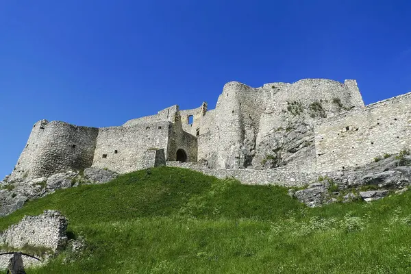 Spisky kasteel in Slowakije — Stockfoto